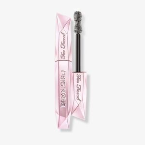 Too Faced Damn Girl! 24-Hour volumizing Mascara - Black new in box 13.0 ml